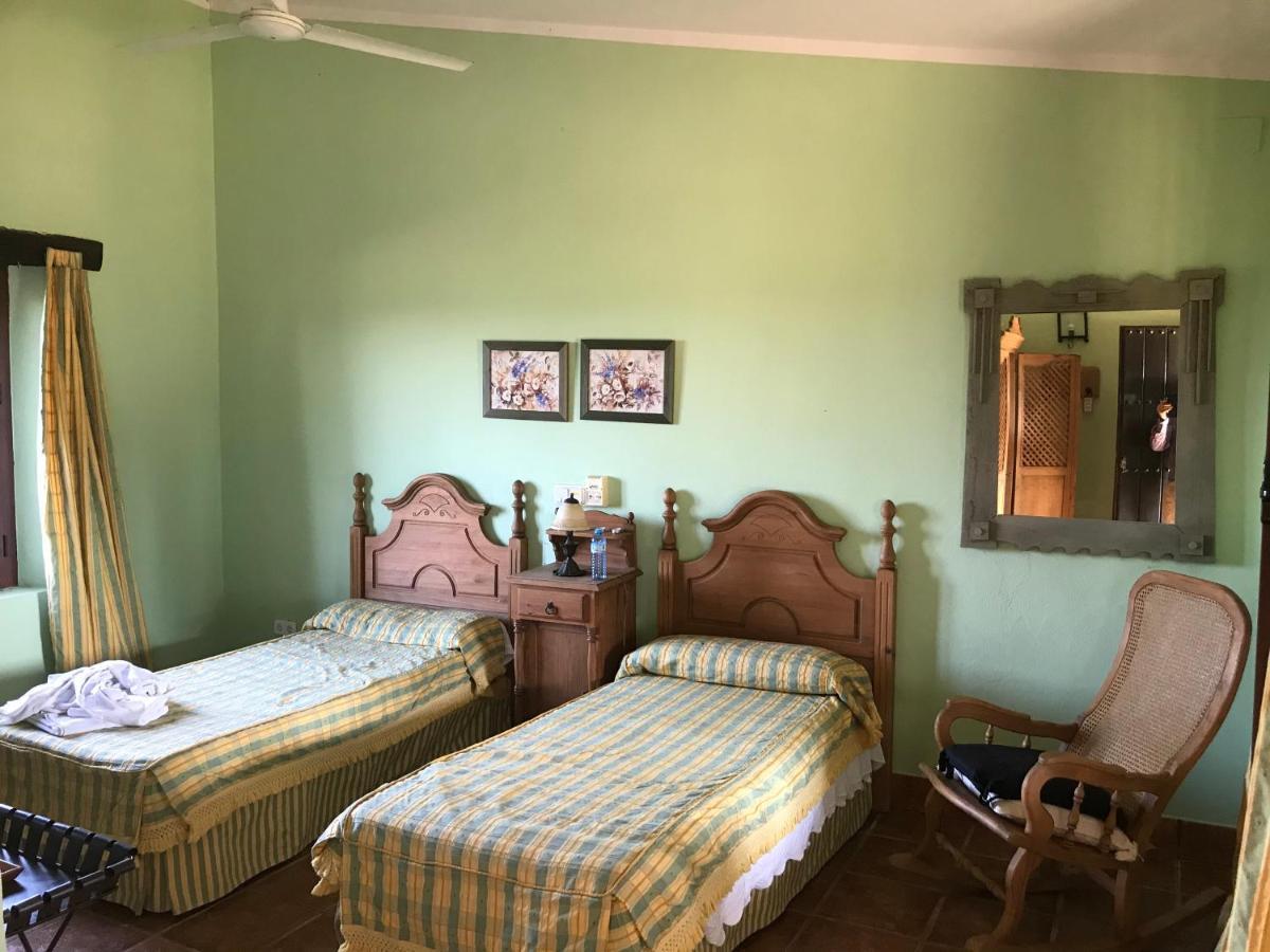 Posada Rural La Corbera Utrera Eksteriør bilde